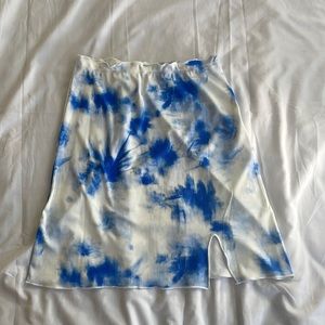 Shein skirt in blue and white print with slit